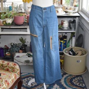 Vintage 70s Levi's Orange Tab Wide Leg Cargo Jeans High Rise 32x27.5 USA